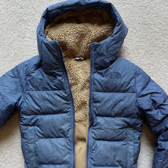 Warm The North Face downfilled wintercoat - Picture 4 of 6